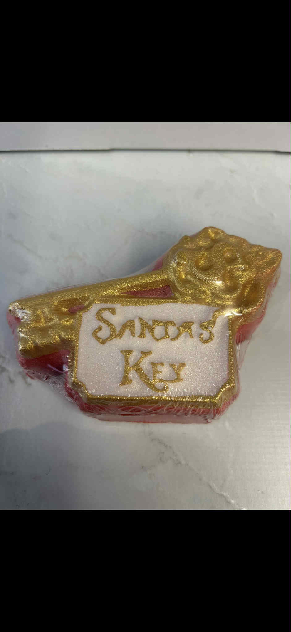 Santa key bath bomb